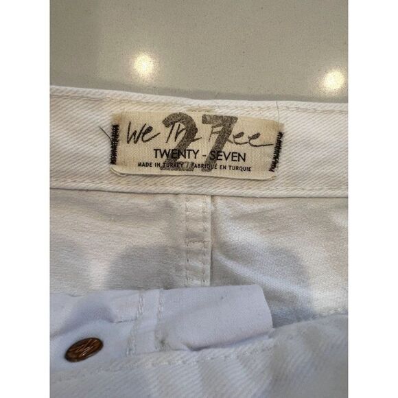 Free People NWT Distressed Denim Short in White Size 27 - Picture 4 of 4